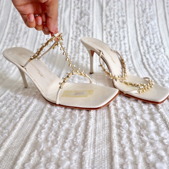 Giuseppe Zanotti Shoes - Giuseppe Zanotti ivory gold pearl evening sandals